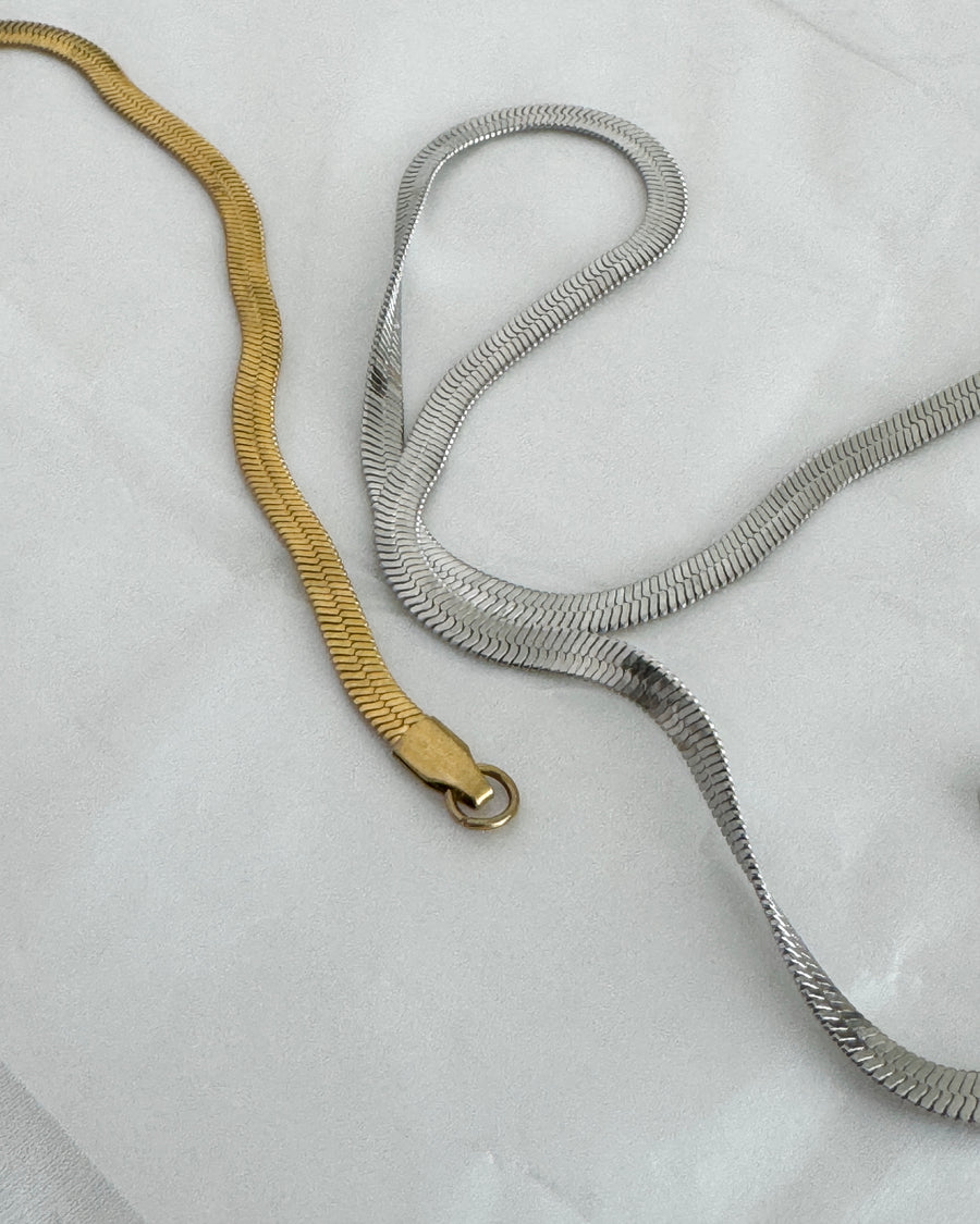 Snake chain necklace ＊＊＊