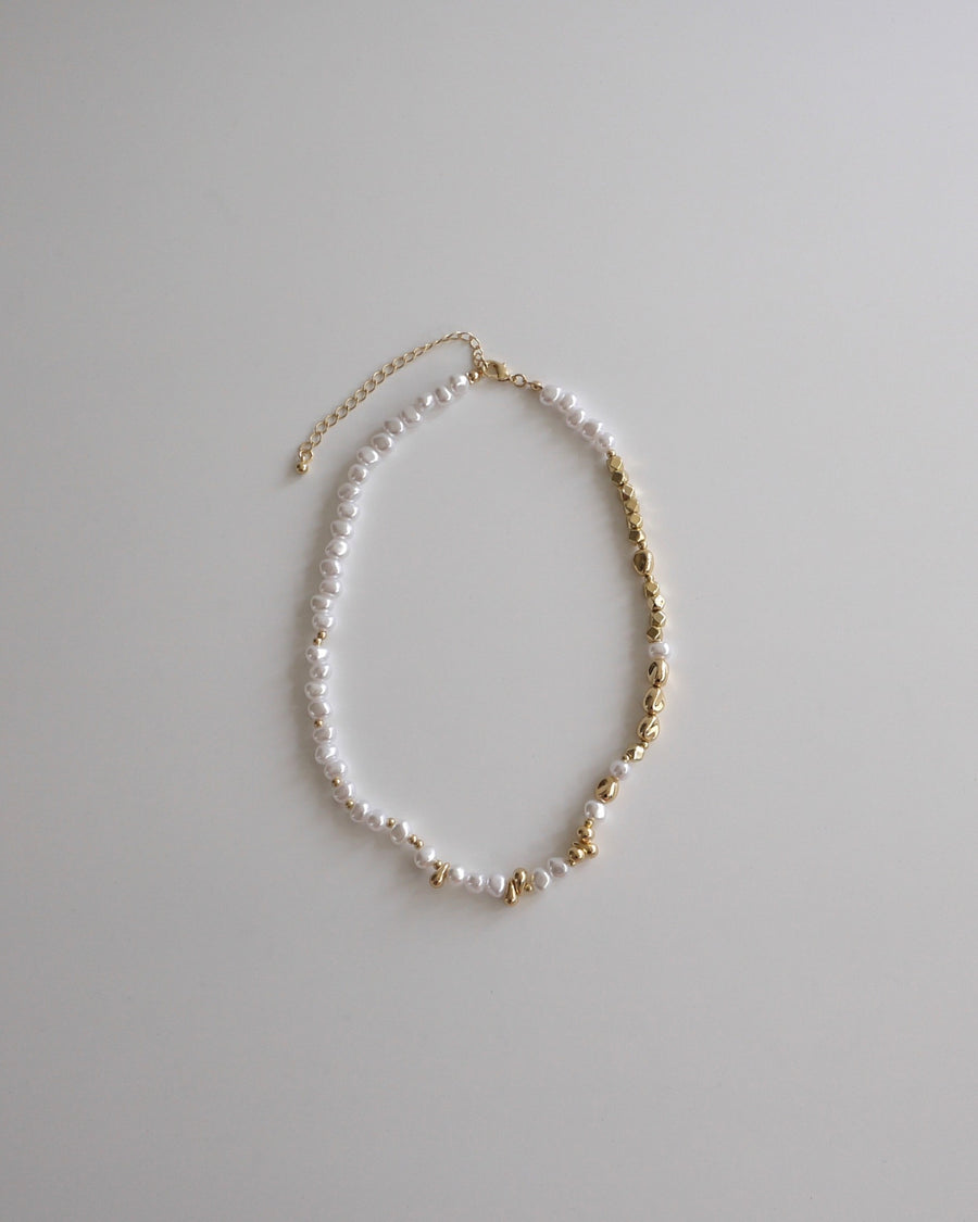 Pearl & Gold Necklace ＊＊＊