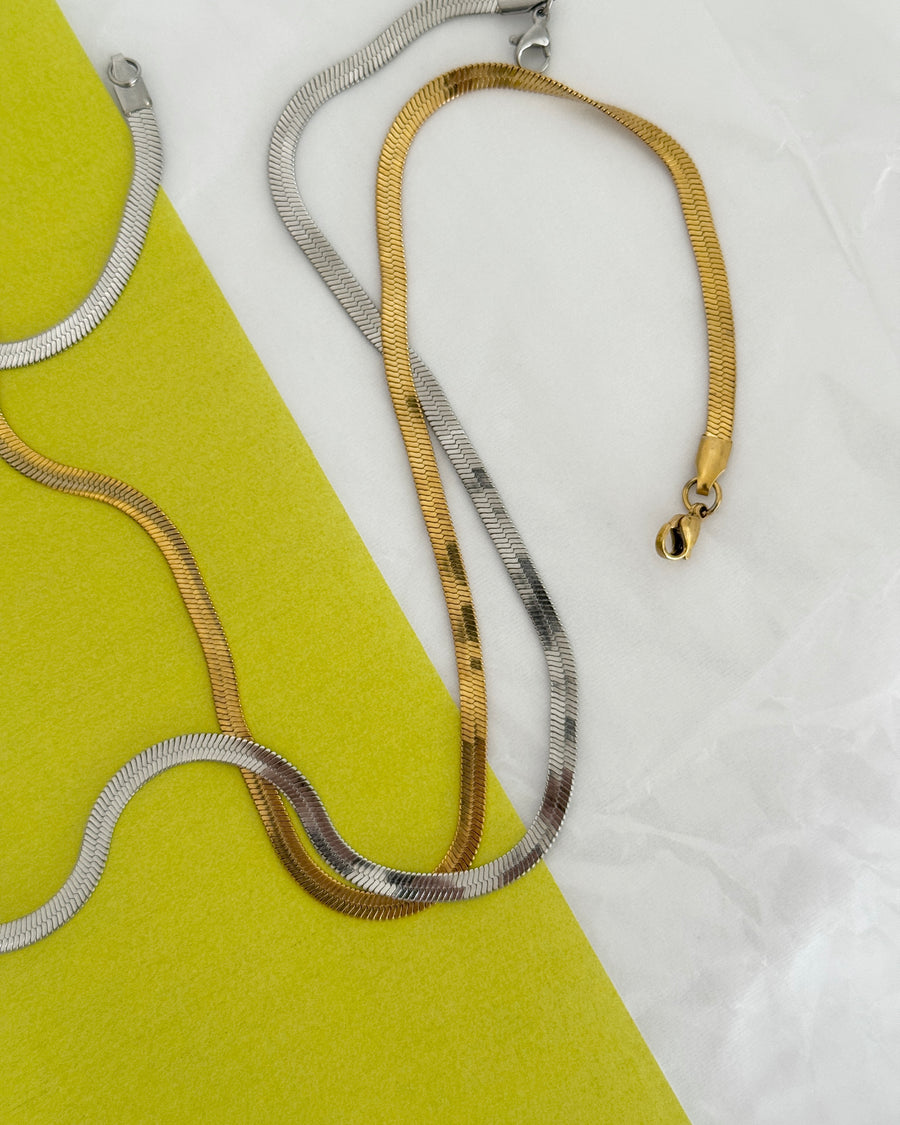 Snake chain necklace ＊＊＊