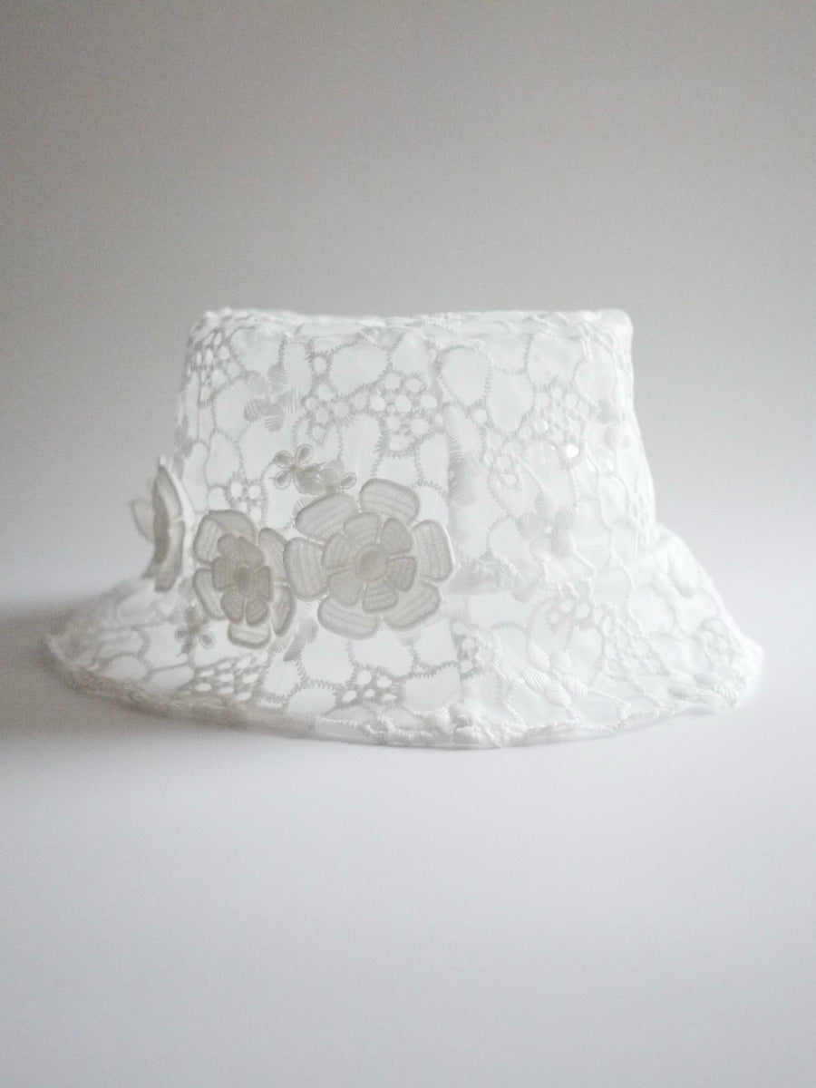 Embroidered lace hat ＊＊＊