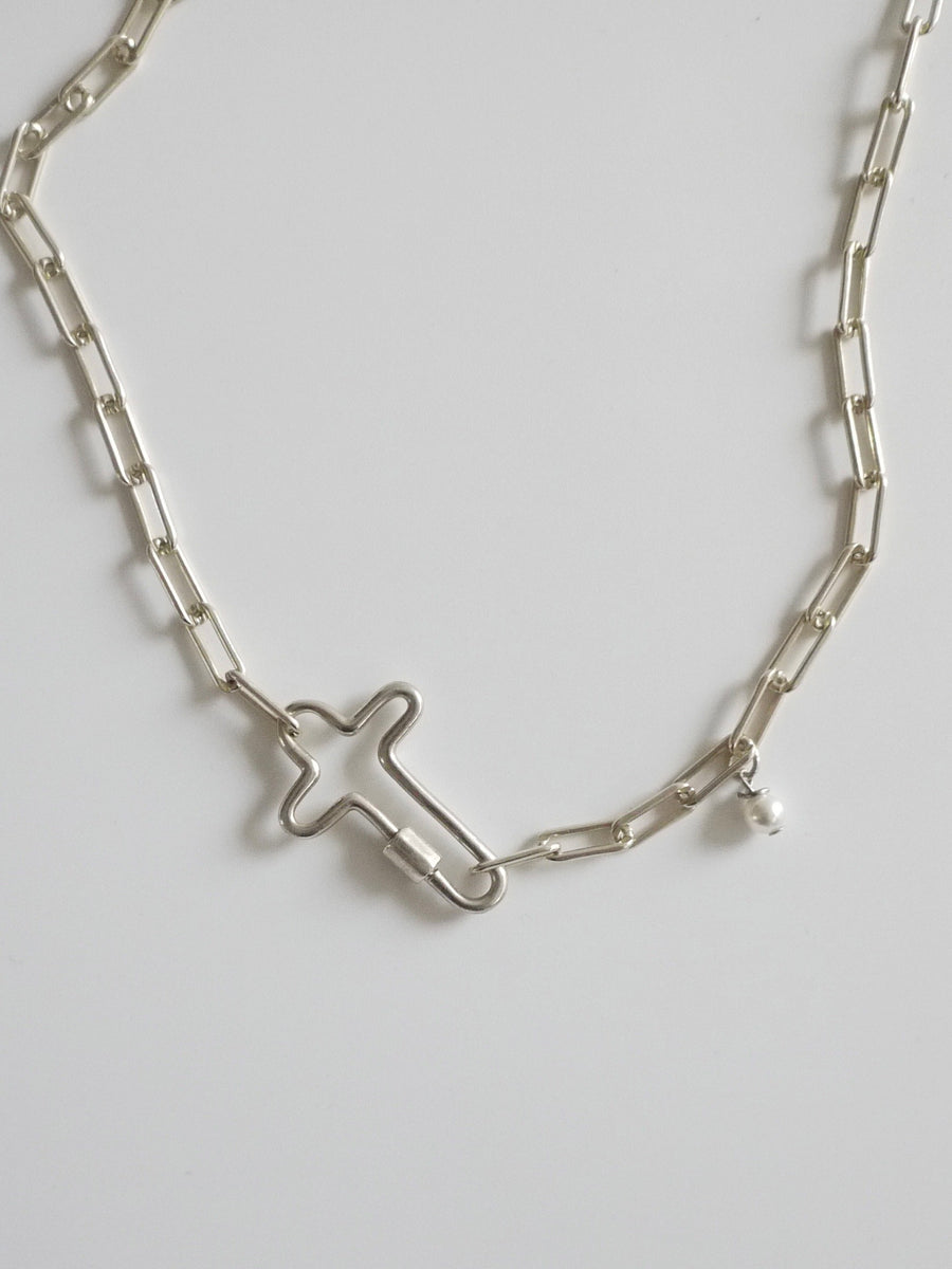 Cross Chain & Pearl Necklace ＊＊＊